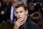 Austin Butler, actor que dio vida Elvis Presley, reveló que tras la película no podía dejar de hablar como él