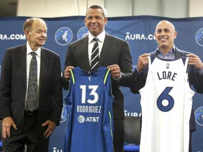 El conflicto entre A-Rod y el propietario de los Wolves se prevé extenso