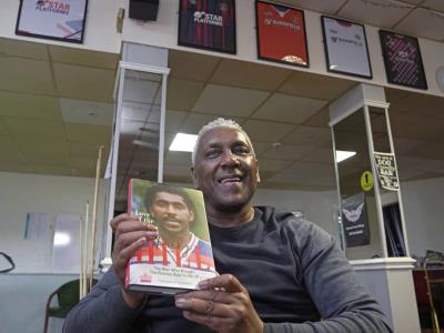 La ausencia de entrenadores negros en el fútbol a nivel global