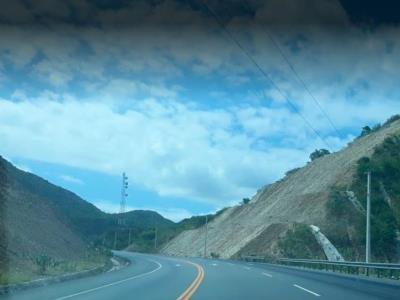 Abinader planea expandir la carretera Sánchez a 4 carriles hasta Ocoa