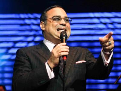 Auténtico: Gilberto Santa Rosa pone a todos a bailar