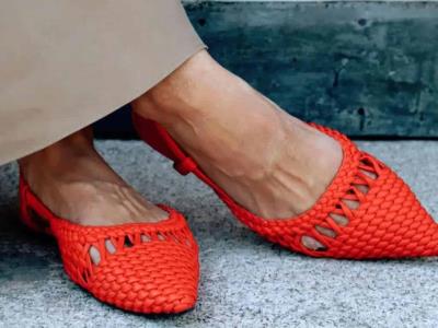 Calzado: la moda actual consiste en lucir los pies descubiertos