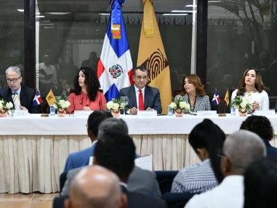 Capacitación de candidatos por parte de JCE en la presentación de informes de gastos de campaña