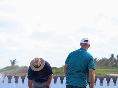 Descubre cómo dominar el golf en el torneo Corales de PGA