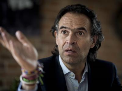 El alcalde de Medellín es ordenado a ser arrestado por no cumplir con un fallo judicial