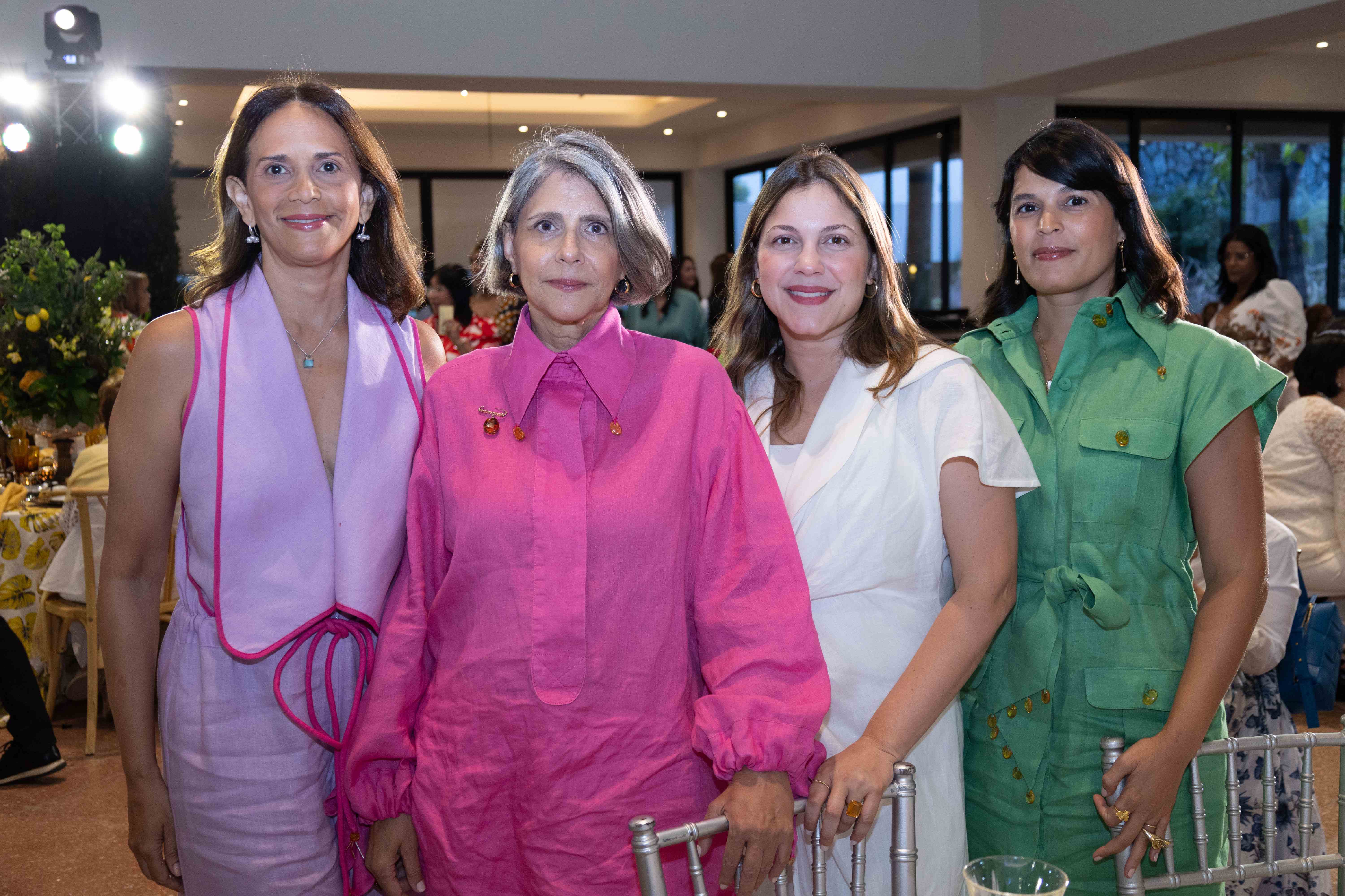 Cuchy Molina, Zobeida Ferreras, Amy Víctor y Carla Quiñones.