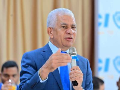 El presidente del Senado promovería cambios en la Constitución