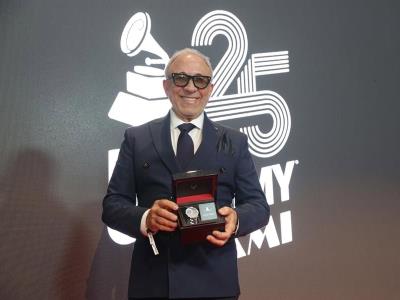 Emilio Estefan afirma que es un anhelo tener los Latin Grammy en Miami