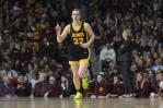 Caitlin Clark amplía su récord de puntos en la historia de la NCAA al sobrepasar a Woodard