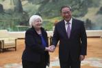 Yellen dice que la relación de EEUU y China es más estable, pero aún puede mejorar