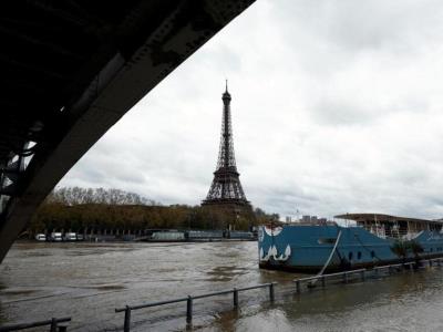 Juegos Olímpicos París 2024: Río Sena bajo alerta por contaminación