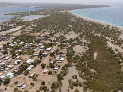 La expansión de la ciudad en Salinas sigue poniendo en peligro las dunas de Baní