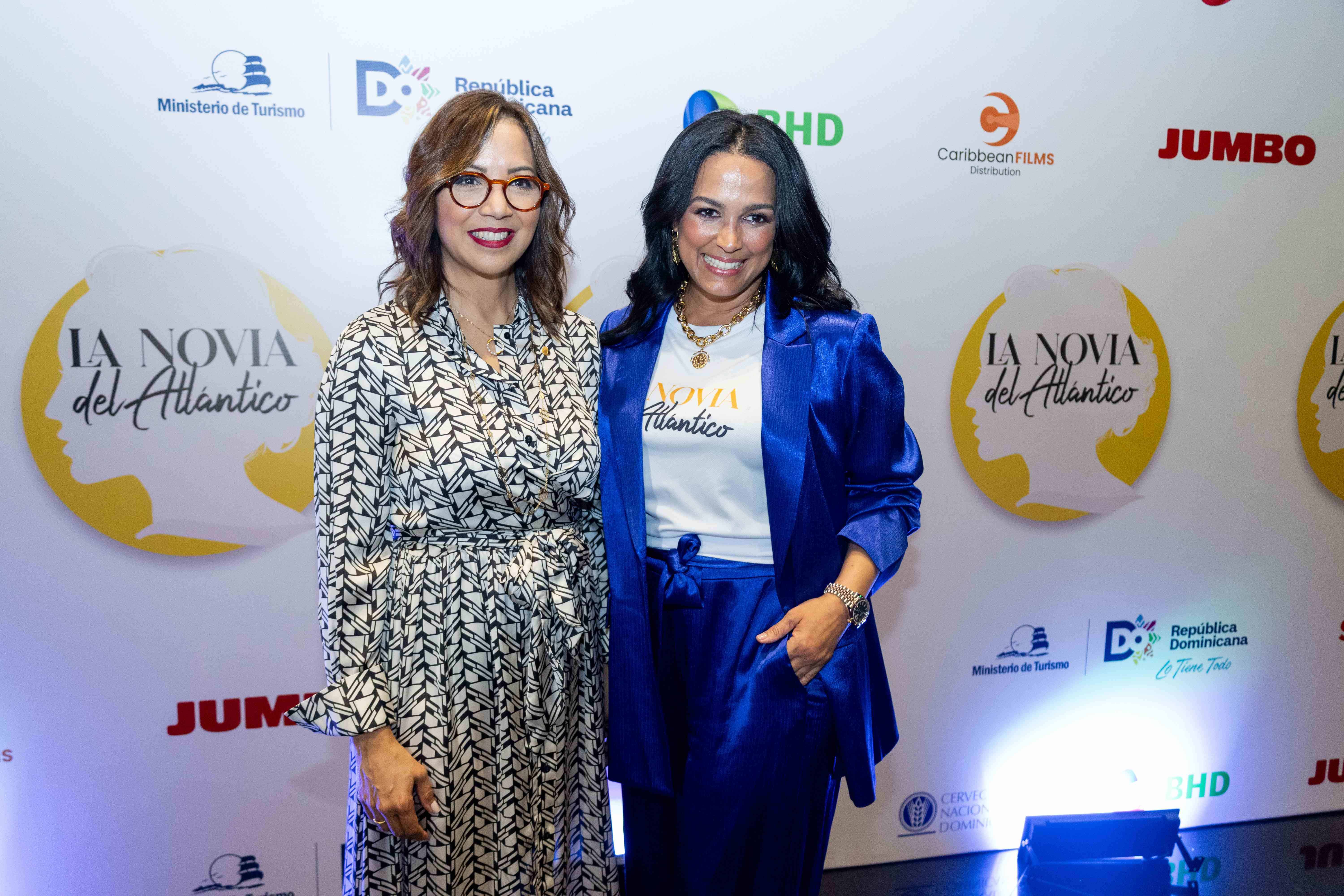 Josefina Navarro y Celinés Toribio.