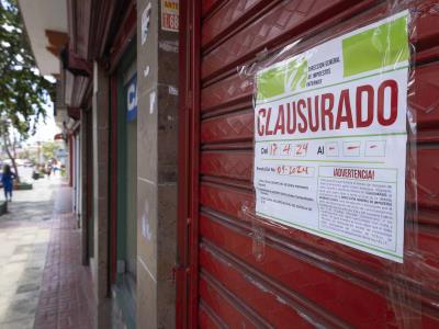 Los comerciantes aprecian la inspección de negocios chinos en la República Dominicana