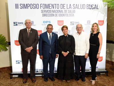 Los dentistas apoyan la expansión del acceso a servicios para la República Dominicana sin caries