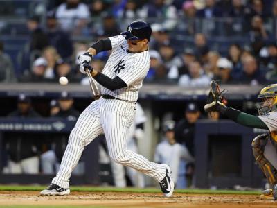 Los Yanquis de Nueva York marcan cuatro carreras en la primera entrada para asegurar la victoria