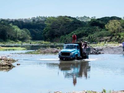 Luis Abinader: disminución en la extracción de arena fluvial