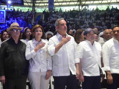 Luis Abinader insta a los seguidores del Partido Revolucionario Moderno a votar en gran número