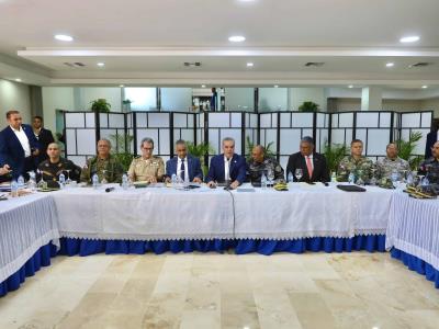 Luis Abinader supervisa progresos en la fase dos del plan de transformación de la Policía Nacional