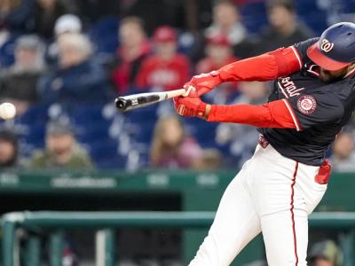 Luis García conectó tres hits de dos bases y anotó una carrera para los Nats