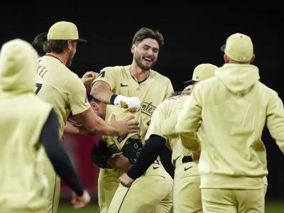Marte iguala con cuadrangular en la novena entrada; Diamondbacks se llevan la victoria sobre Cachorros