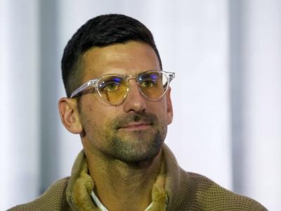 Novak Djokovic supera a Roger Federer como el número 1 más longevo en la historia
