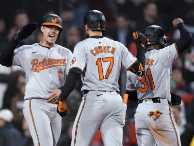 Orioles de Baltimore ganan a los Red Sox en extra innings