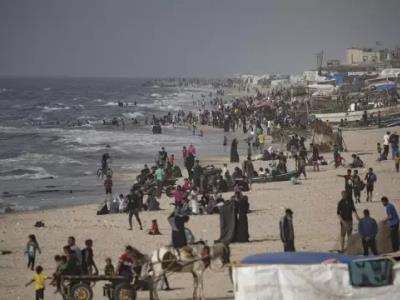 Progresando en la edificación de un embarcadero móvil en Gaza