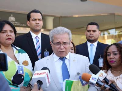 Progreso en las conversaciones sobre el incremento de sueldos entre las autoridades gubernamentales y la asociación médica