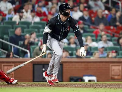 Smith consigue un grand slam y genera seis carreras; Diamondbacks vencen a Cardenales