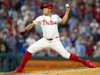 Suárez lanza un partido completo y los Filis ganan por blanqueada contra los Rockies