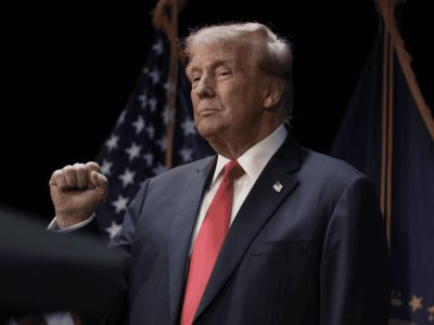 Trump intensifica su retórica en la campaña electoral