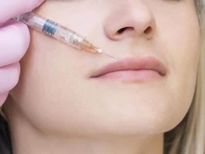 Un total de 19 mujeres han sufrido enfermedades luego de ser inyectadas con bótox