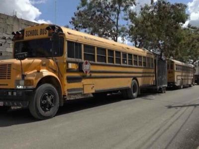 Vecinos de San Isidro reportan comportamiento peligroso de conductores de autobuses