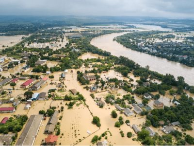 Brasil sufre consecuencias devastadoras por inundaciones que afectan a dos millones de personas y causan la muerte de 127 individuos