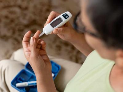 Buscan concientizar a la poblacion con diabetes sobre salud bucal