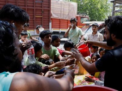 Concluyen los comicios en la India en medio de altas temperaturas