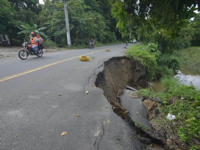 Consecuencias de las lluvias intensas en República Dominicana: inundaciones y aislamiento de comunidades