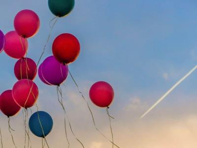 Corea del Norte lanza globos con desperdicios hacia Corea del Sur