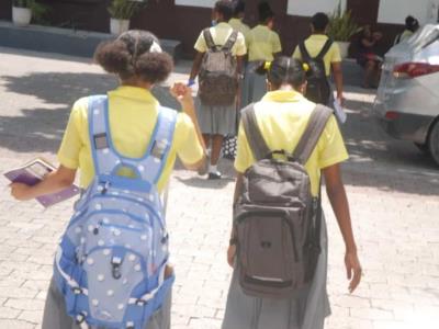 Crisis en Haití: Estudiantes regresan a centros educativos en la capital del país