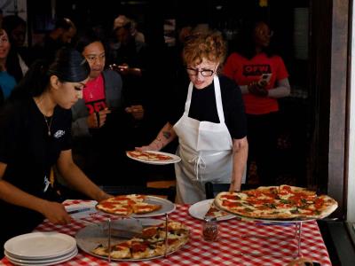 Defensa de camareras: la activista Susan Sarandon se posiciona a favor de sus derechos