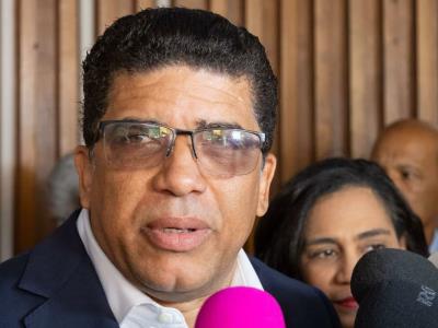Denuncia de Dío Astacio sobre una campaña perjudicial dirigida contra Abinader