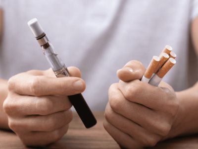 El Dr. Humberto Choi alerta sobre los peligros del tabaco en la juventud

```html
El Dr. Humberto Choi alerta sobre los peligros del tabaco en la juventud
```