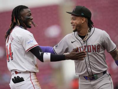 El impactante hit de Carroll lleva a los Diamondbacks a la victoria sobre unos desanimados Rojos