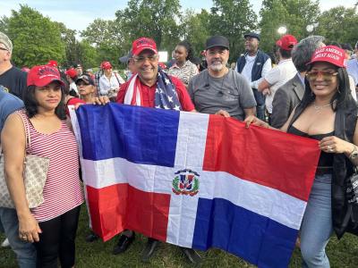 El presidente Donald Trump lleva a cabo un evento político en la parte sur de El Bronx