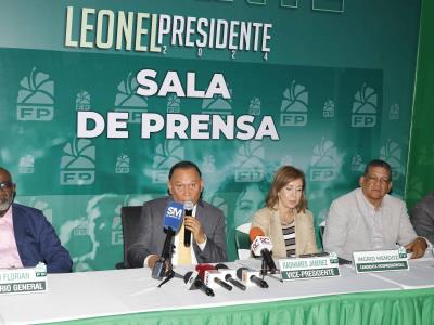 Elecciones del año 2024: Se aplaza indefinidamente la reunión entre Leonel Fernández y Luis Abinader