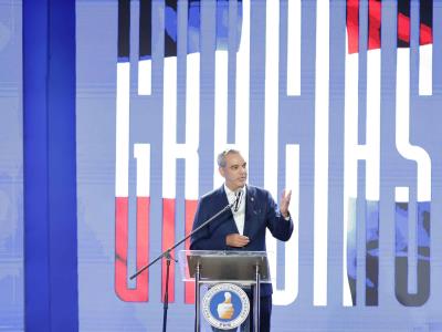 Encuentro entre Abinader y los posibles candidatos a la presidencia del PRM