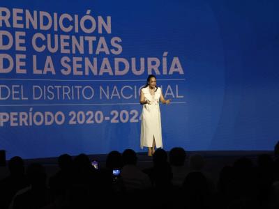 Faride Raful muestra los resultados de su trabajo en el Senado en un evento en compañía del presidente