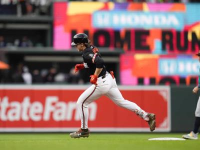 Gunnar Henderson comienza el juego con un jonrón y lidera a los Orioles hacia la victoria