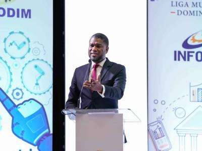 Janel Ramírez discute la responsabilidad de presentarse ante la Cámara de Cuentas